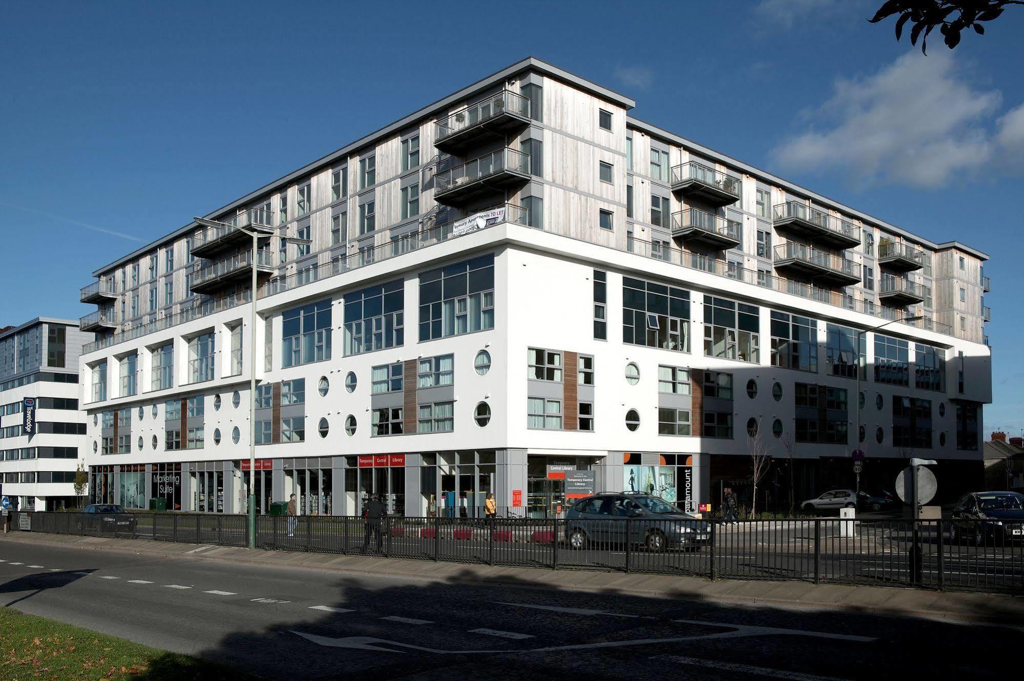 The Paramount, Swindon Exterior foto